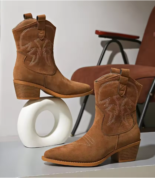 Bottes santiag exposer design et joli